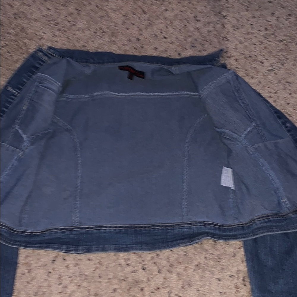 Jean Jacket - Picture 7 of 7